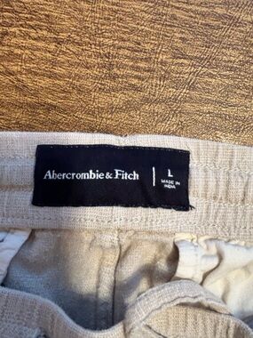 Abercrombie & Fitch Neutral Beige Linen Shorts